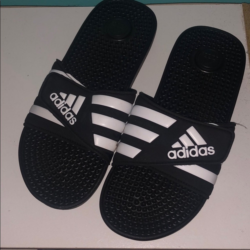 Adidas Women’s Adissage Slides Size 7